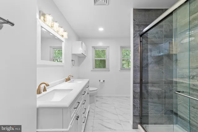 $478,000 | 410 Lewistown Road, Columbus, NJ 08022