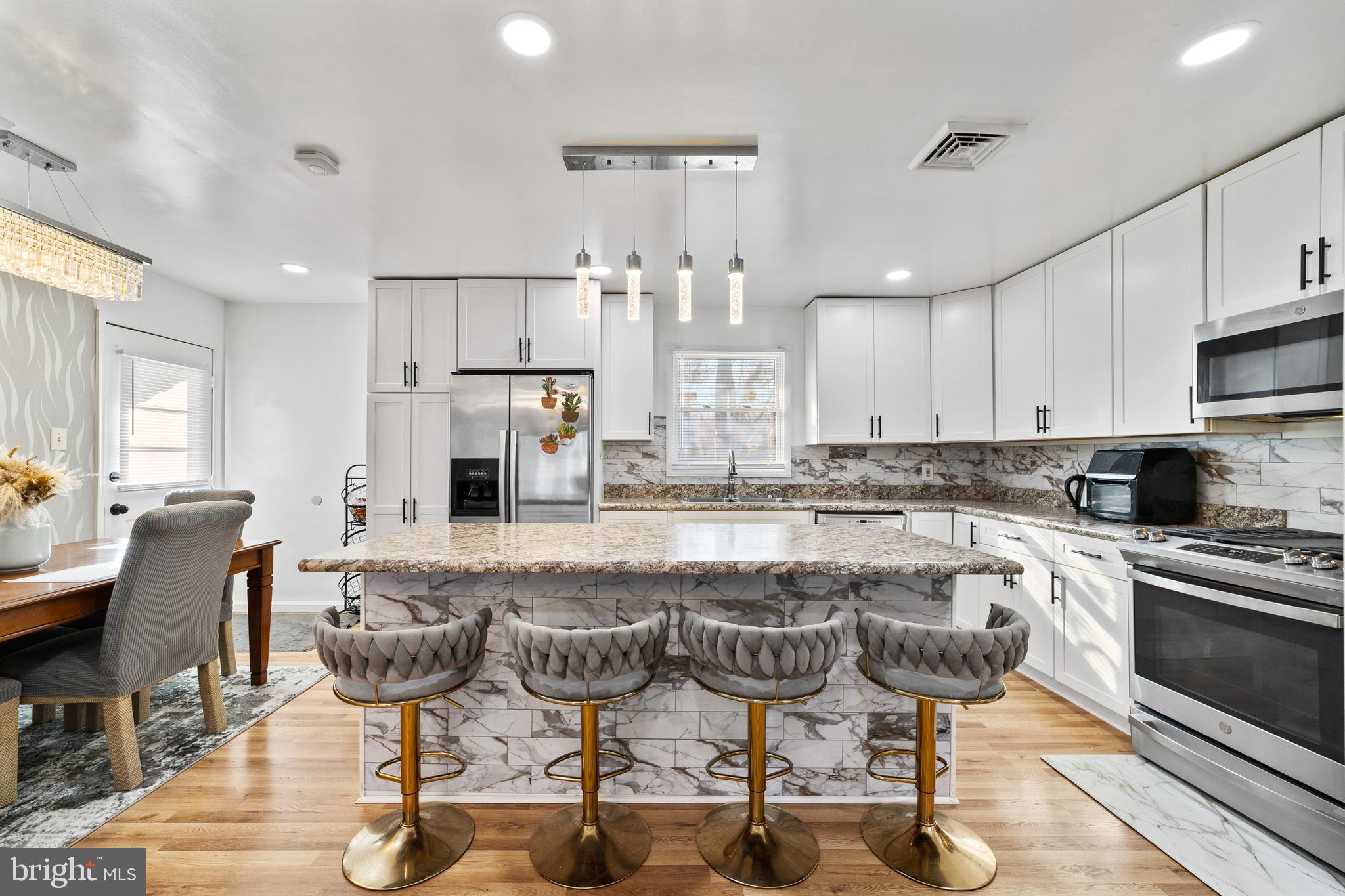 410 Lewistown Road Columbus, NJ 08022 - Photo 2 of 21