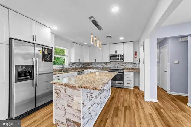 $478,000 | 410 Lewistown Road, Columbus, NJ 08022