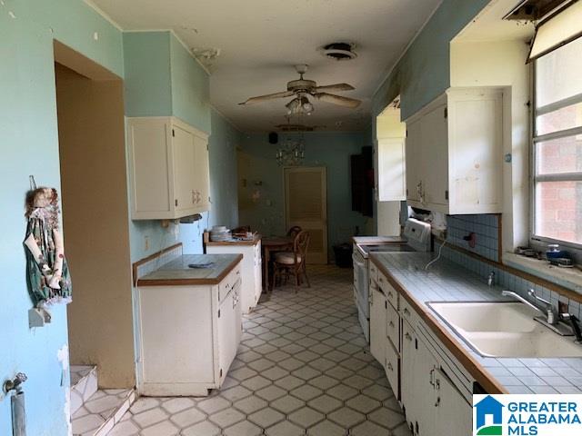 1815 Henry Road Anniston, AL 36207 - Photo 2 of 32