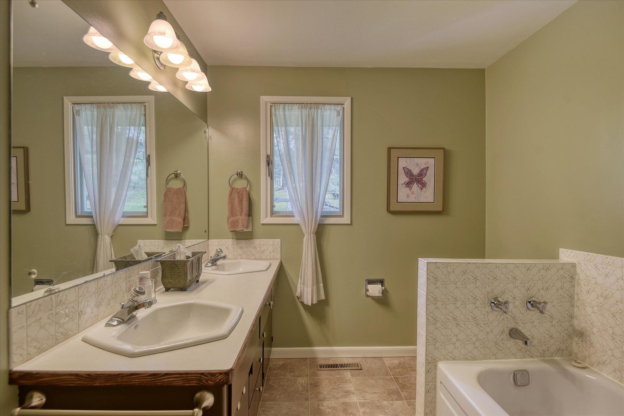 4007 Schafer Road Spokane Valley, WA 99206 - Photo 23 of 40 Gallery Image 23