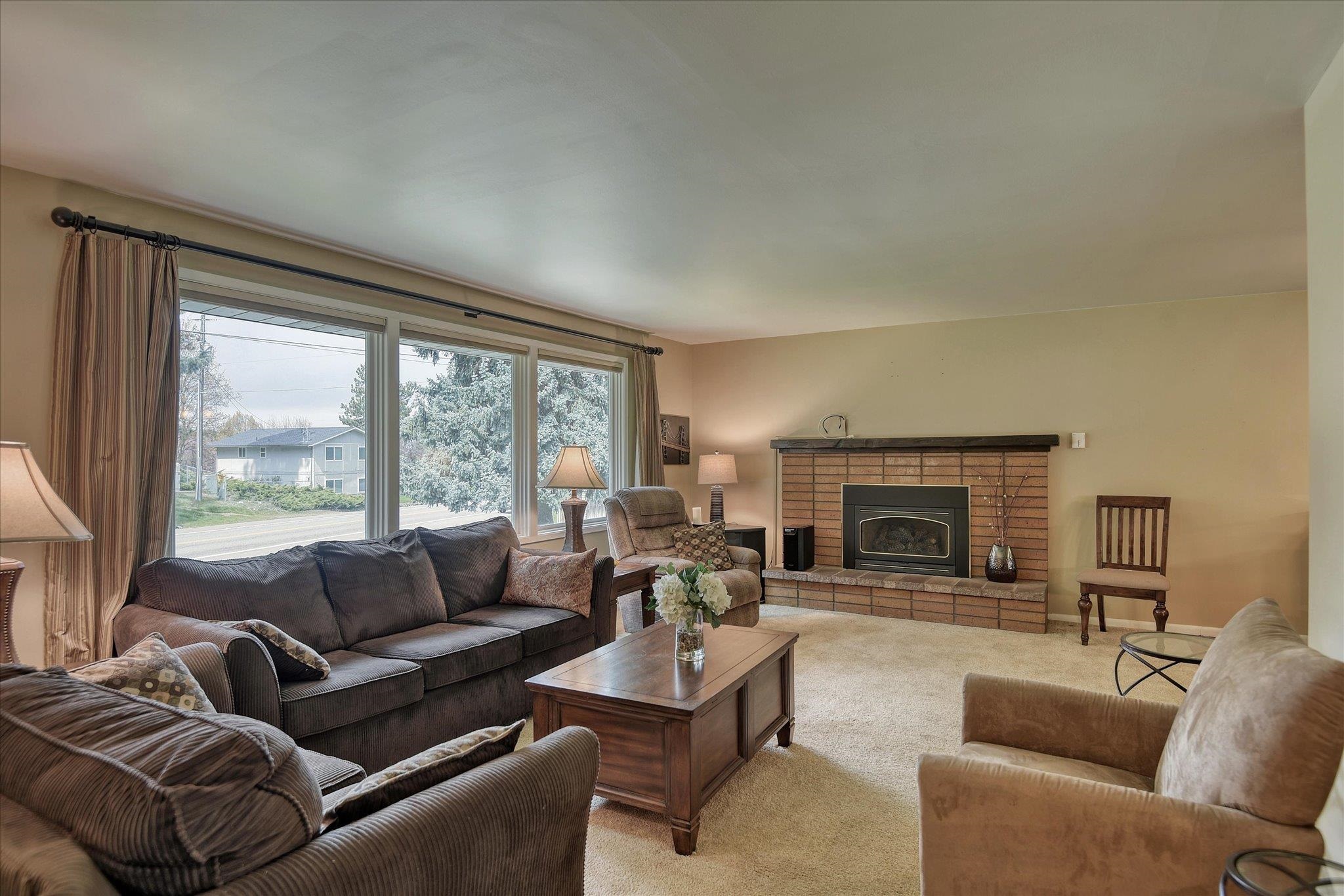 4007 Schafer Road Spokane Valley, WA 99206 - Photo 6 of 40 Gallery Image 6