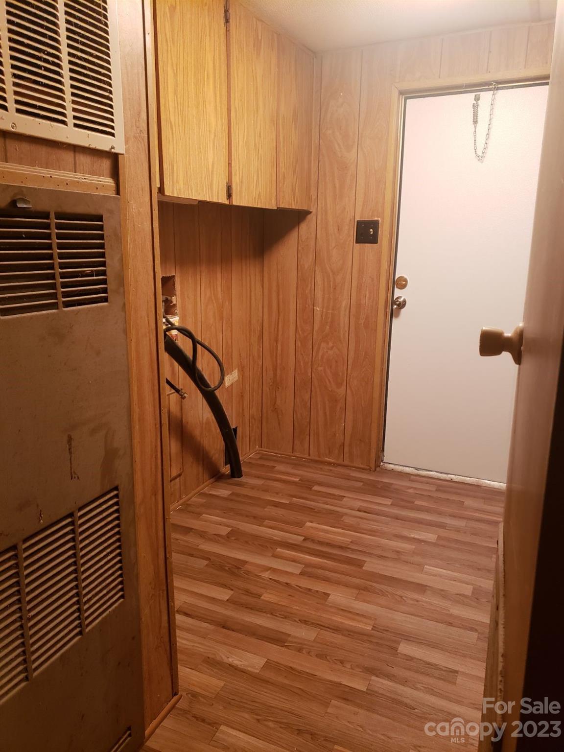 1054 Greer Hollow Road Lansing, NC 28643 - Photo 8 of 10