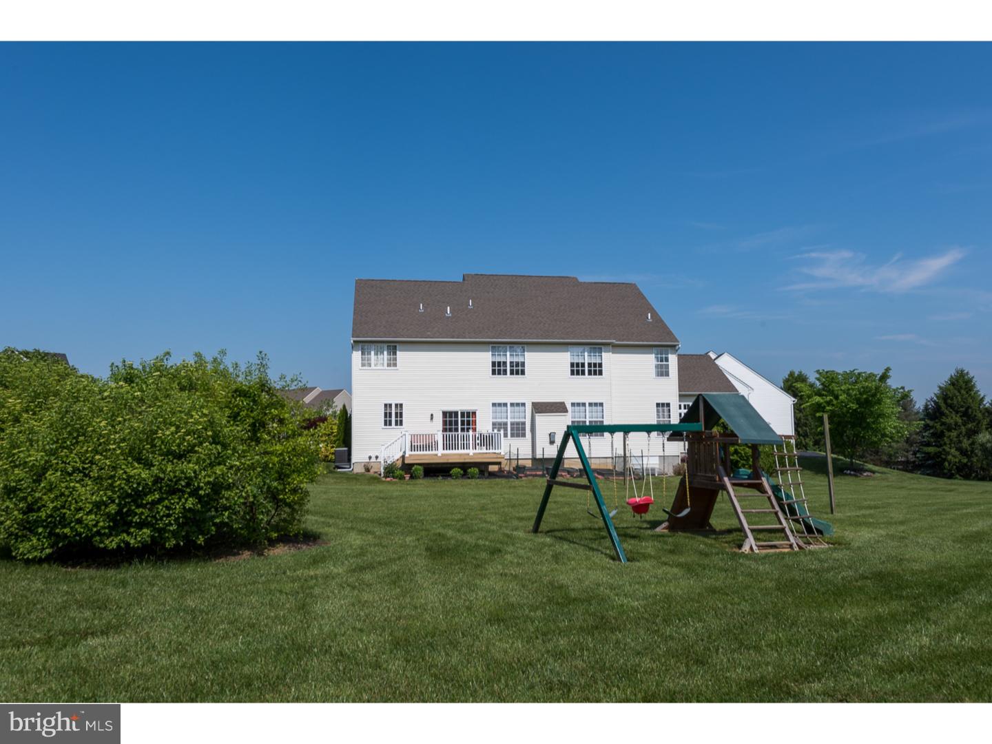 204 Cyprus Lane Coatesville, PA 19320 - Photo 2 of 25