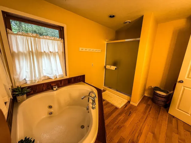 $850,000 | 2740 Christianson Hill Road, Houston, MN 55943