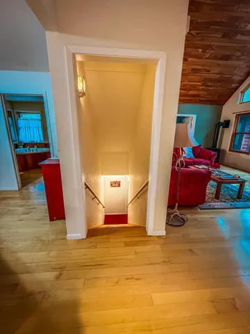 $850,000 | 2740 Christianson Hill Road, Houston, MN 55943