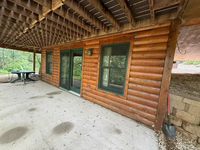 $850,000 | 2740 Christianson Hill Road, Houston, MN 55943