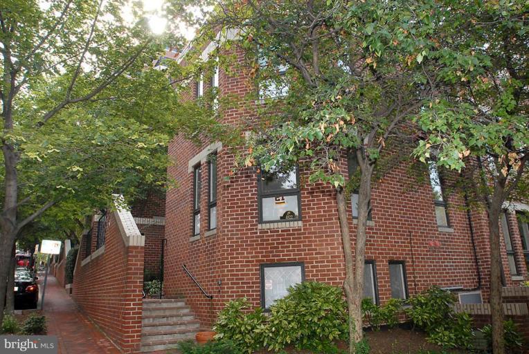 4822 Hampden Lane, Unit R Bethesda, MD 20814 - Photo 1 of 22 Gate Entry