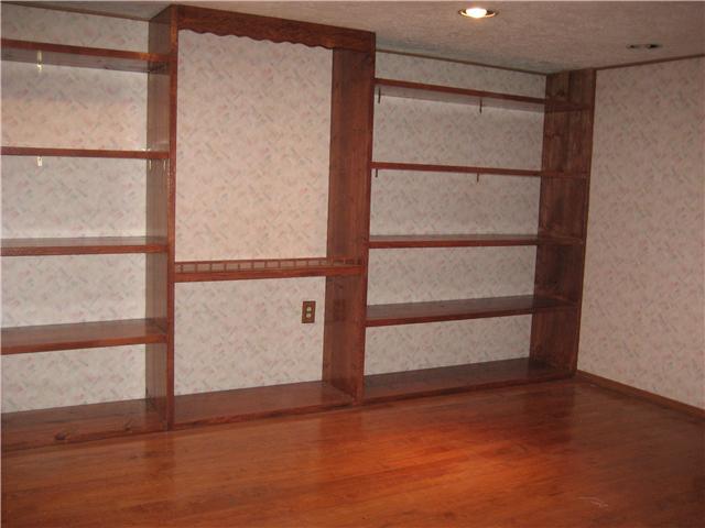 8170 Rochester Way, Unit 23E Westerville, OH 43081 - Photo 3 of 10