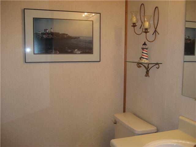 8170 Rochester Way, Unit 23E Westerville, OH 43081 - Photo 4 of 10