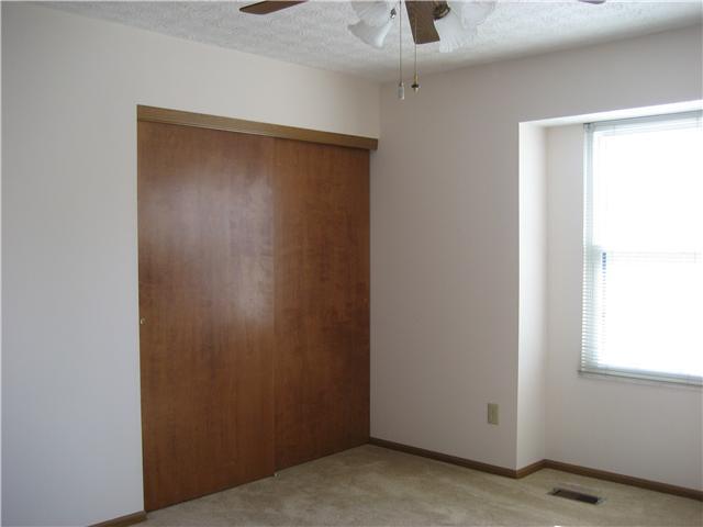 8170 Rochester Way, Unit 23E Westerville, OH 43081 - Photo 5 of 10