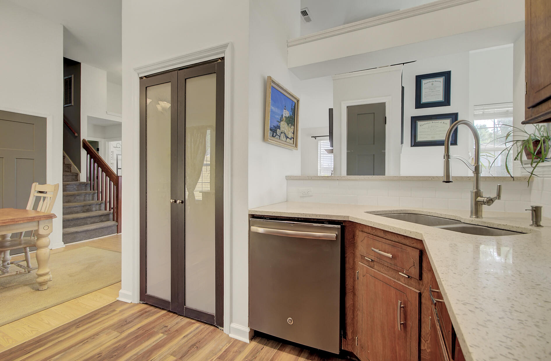 1090 Secessionville Road Charleston, SC 29412 - Photo 8 of 27 11