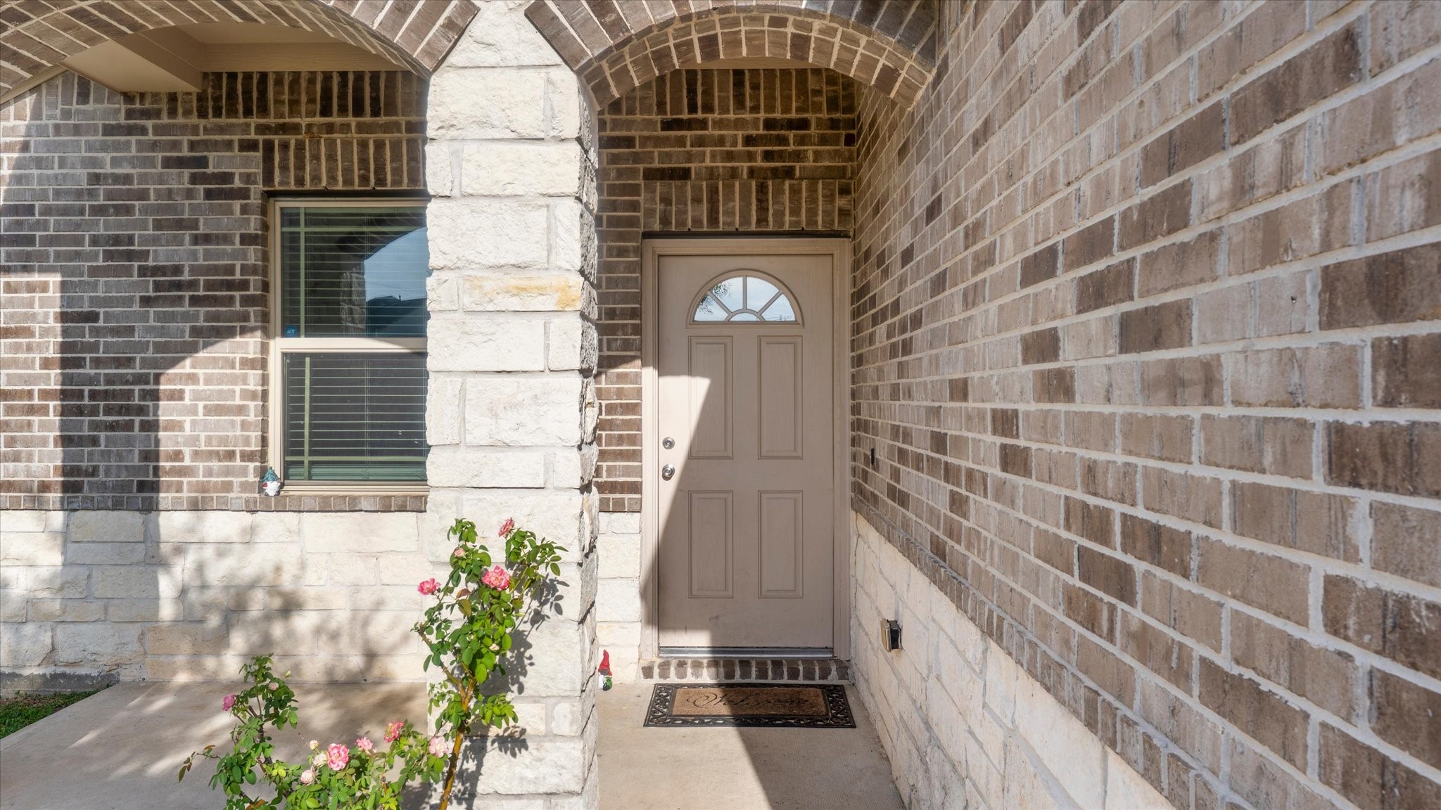 14105 Kamilia Road Conroe, TX 77306 - Photo 4 of 35 Gallery Image 4