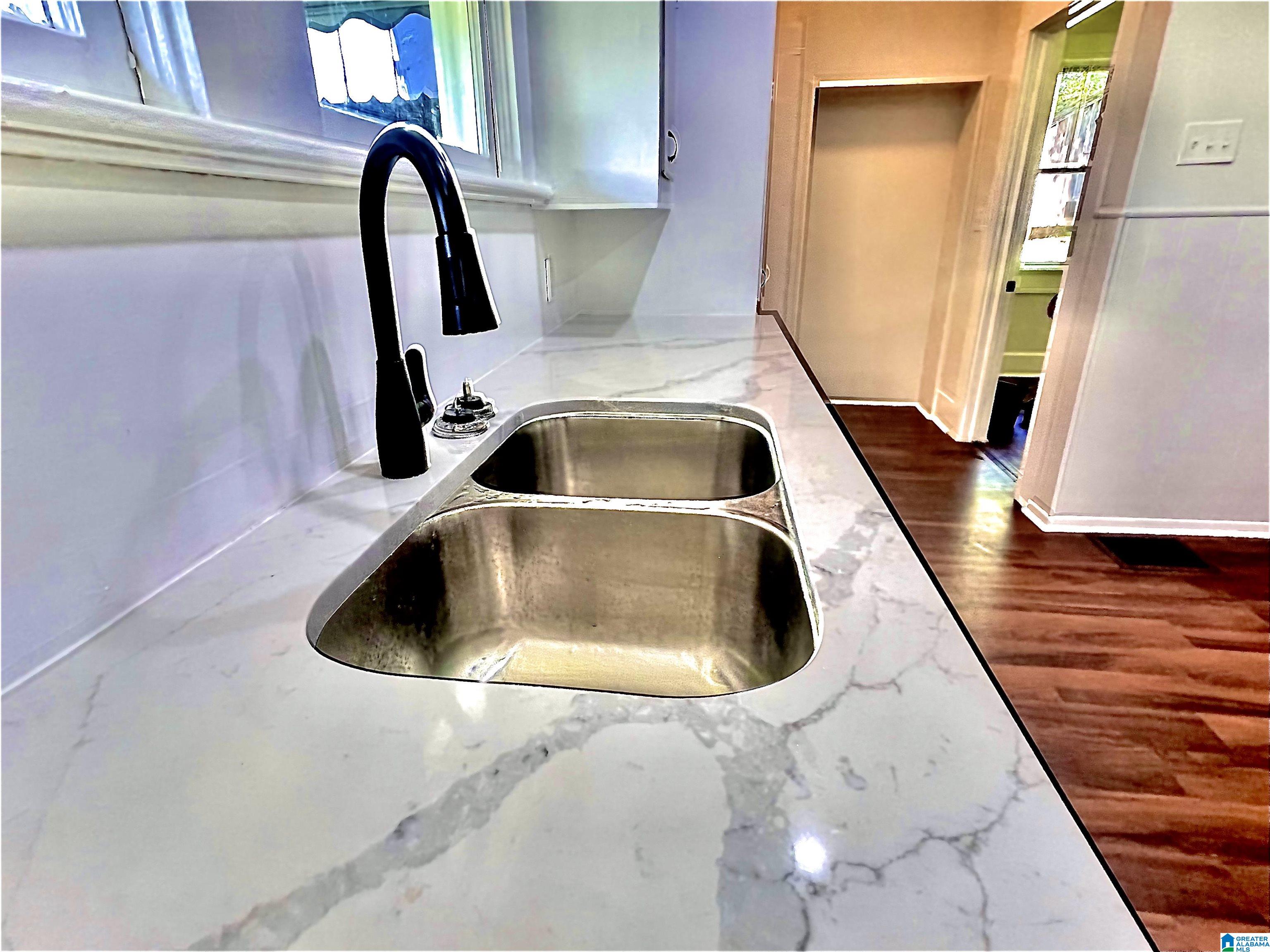 700 12th Avenue Midfield, AL 35228 - Photo 5 of 12