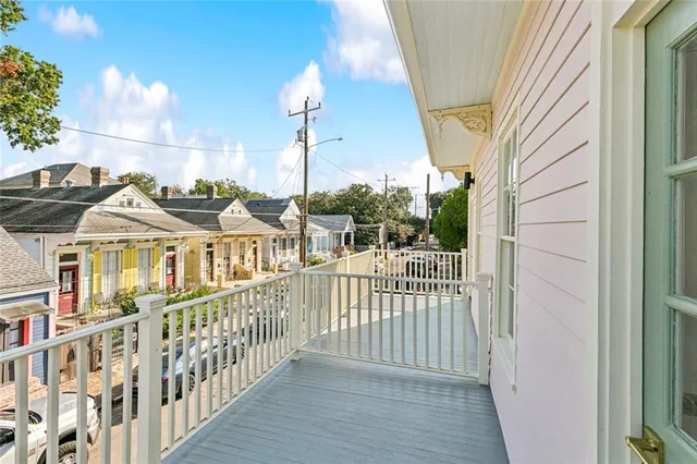 $1,625 | 833 Delachaise Street, Unit 201, New Orleans, LA 70115