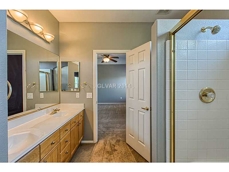 270 Liberty Point Court Henderson, NV 89052 - Photo 14 of 34 Master Bath/Spa.