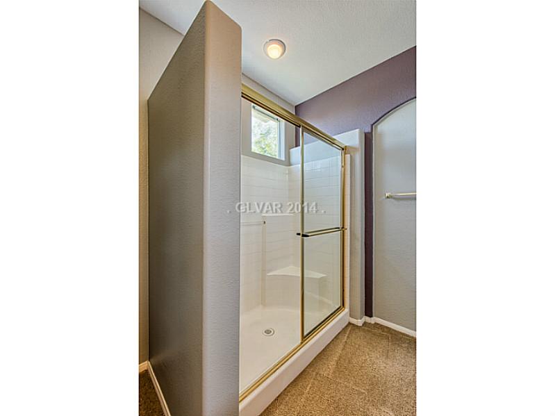 270 Liberty Point Court Henderson, NV 89052 - Photo 15 of 34 Master Bath/Spa.