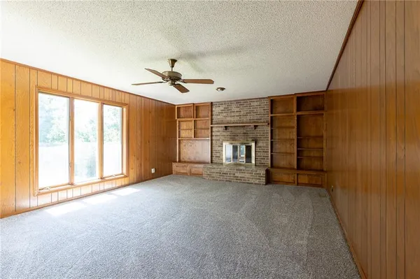 $375,000 | 26 Hull Drive, Platte City, MO 64079