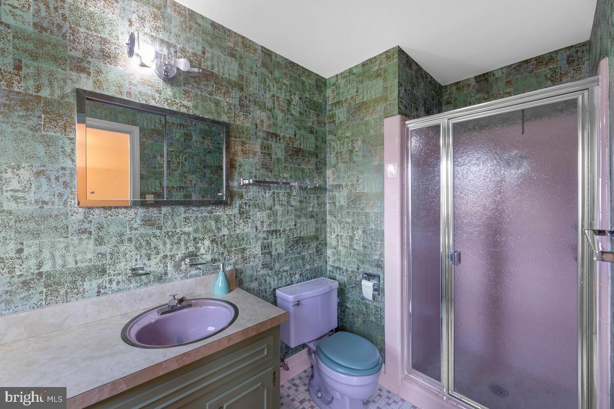 13932 Esworthy Road Potomac, MD 20854 - Photo 19 of 42 Gallery Image 19
