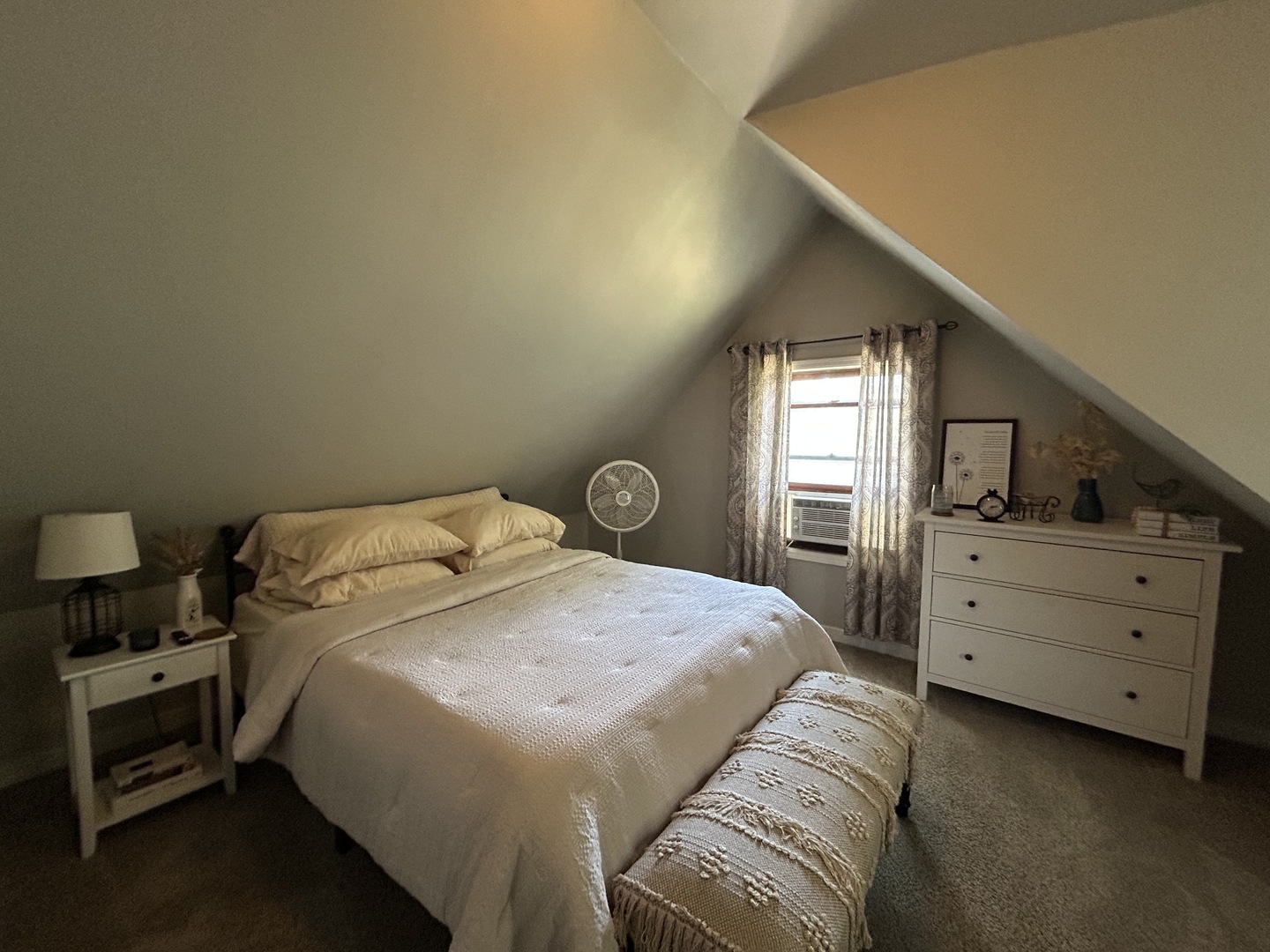 376 Jefferson Avenue Elgin, IL 60120 - Photo 8 of 21 a spacious bedroom with a bed and a window