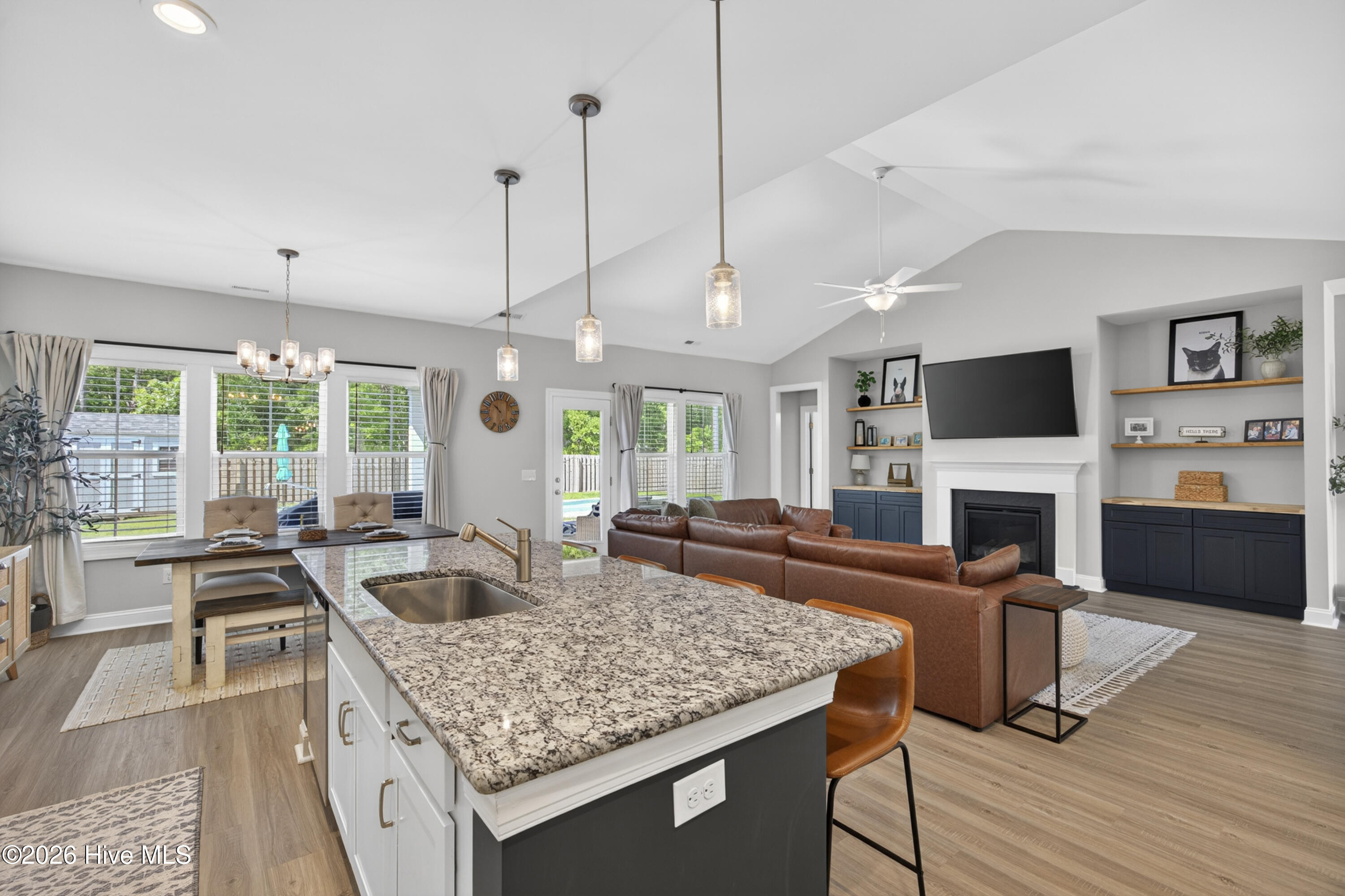 262 West Weatherbee Way Hampstead, NC 28443 - Photo 14 of 66 262WWeatherbeeWay-31