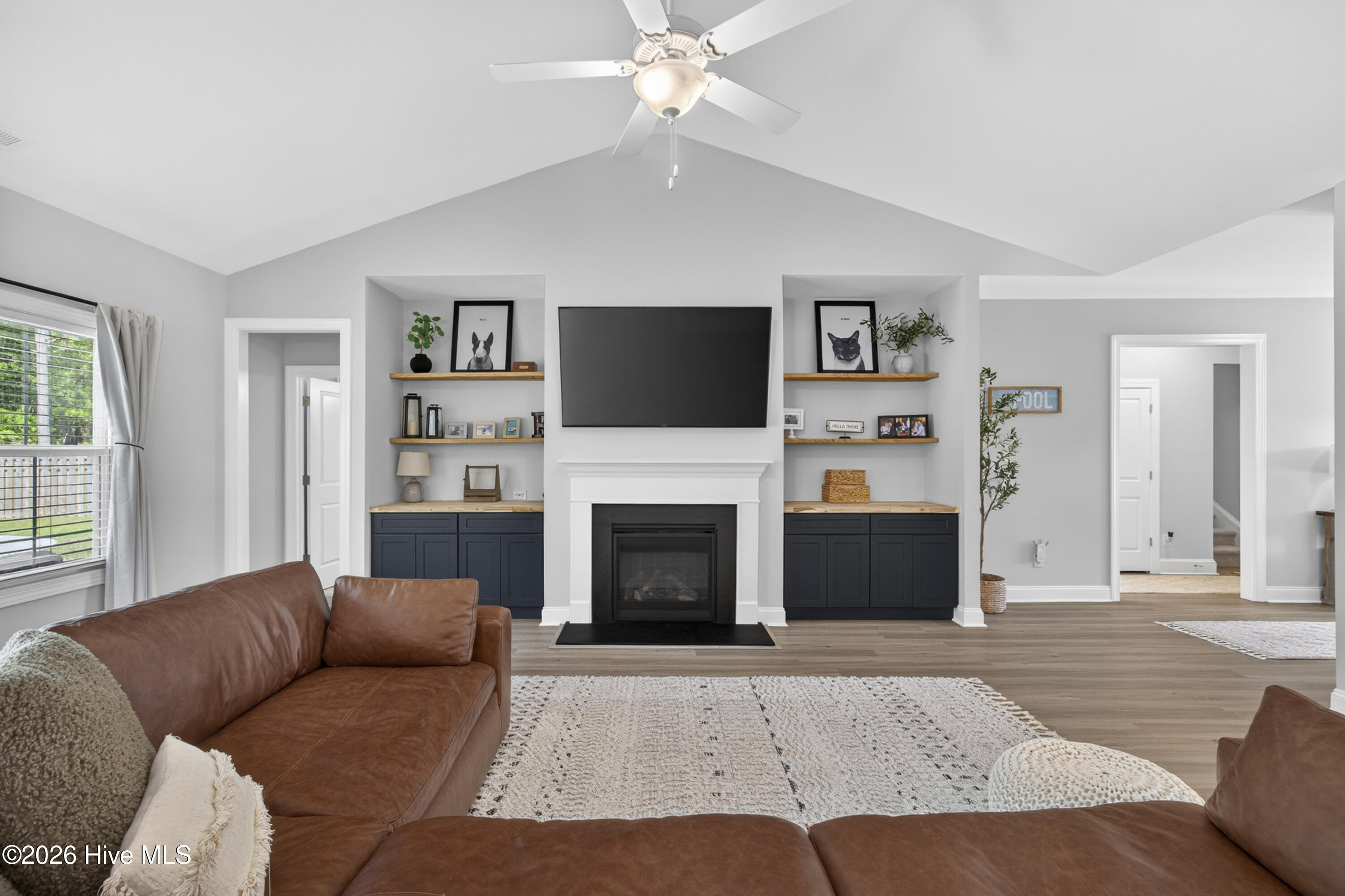 262 West Weatherbee Way Hampstead, NC 28443 - Photo 5 of 66 262WWeatherbeeWay-20