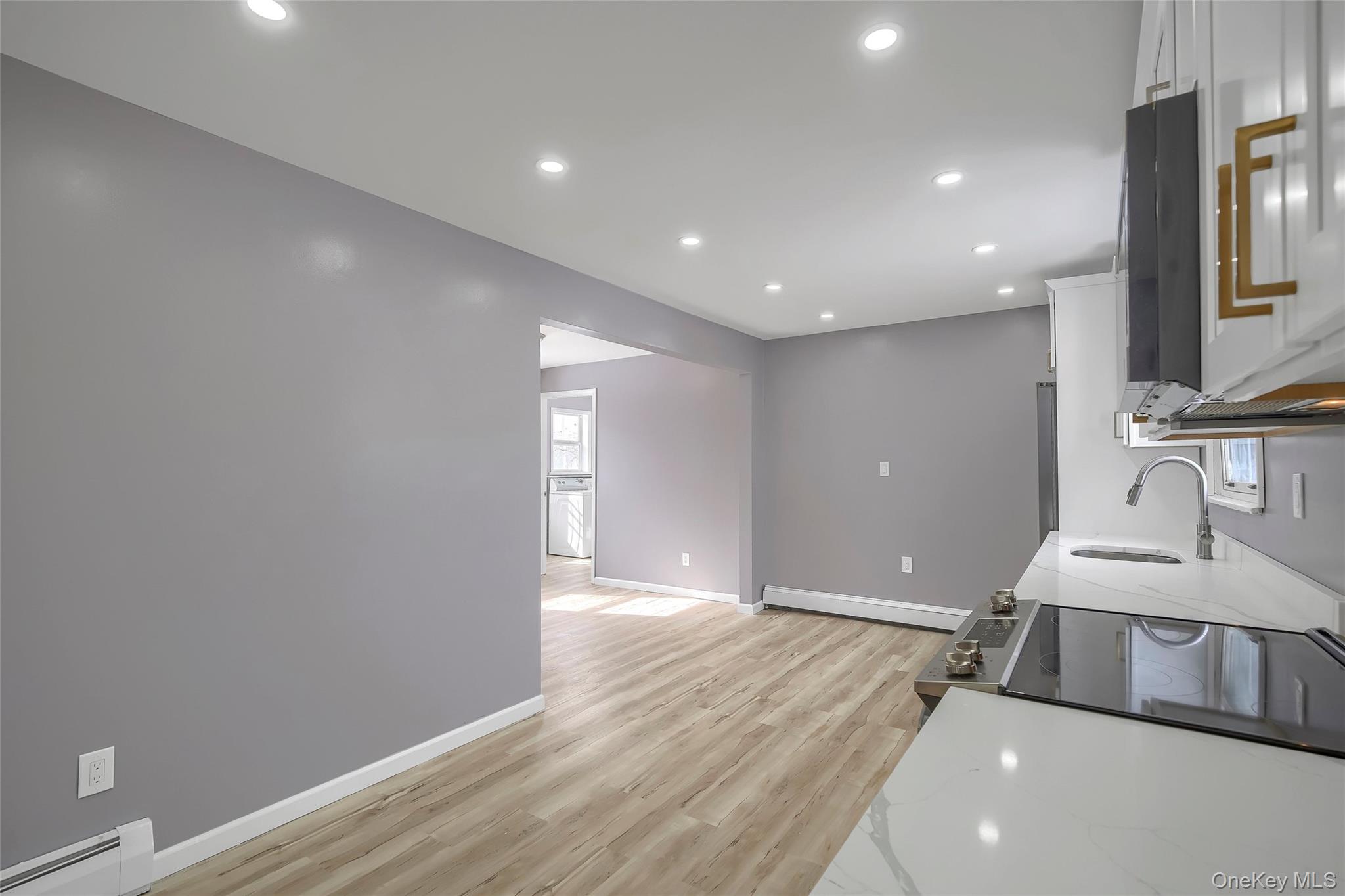 447 Clove Road Monroe, NY 10950 - Photo 17 of 29