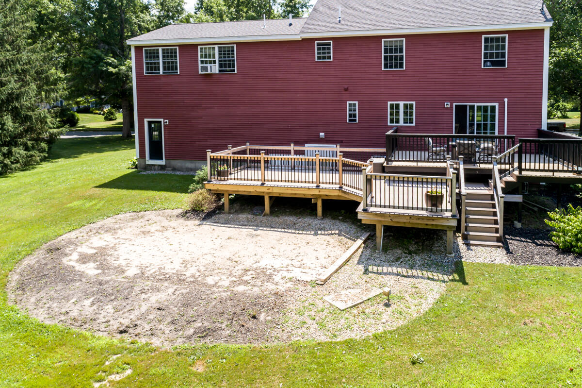 4 Oak Street Cumberland, ME 04021 - Photo 12 of 21 65-Yard (3 of 4)