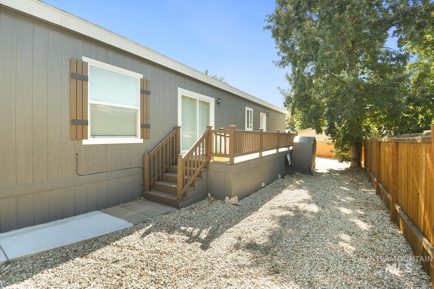 10601 North Horseshoe Bend Road, Unit 47 Garden City, ID 83714 - Photo 3 of 19