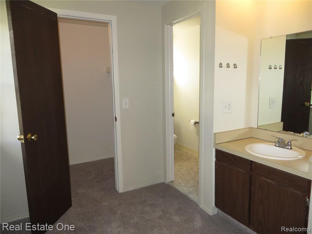 1629 Dancer Drive Rochester Hills, MI 48307 - Photo 20 of 28