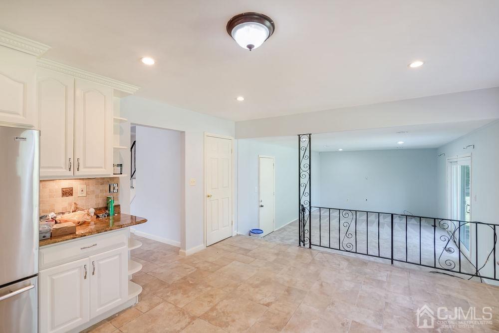 33 Woodmere Road North Brunswick, NJ 08902 - Photo 19 of 42 Gallery Image 19
