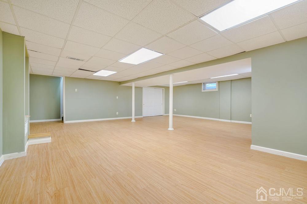 33 Woodmere Road North Brunswick, NJ 08902 - Photo 35 of 42 Gallery Image 35