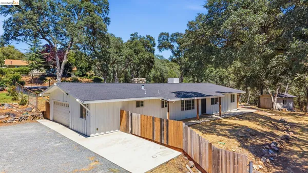 $489,900 | 20365 Phoenix Lake Road, Sonora, CA 95370