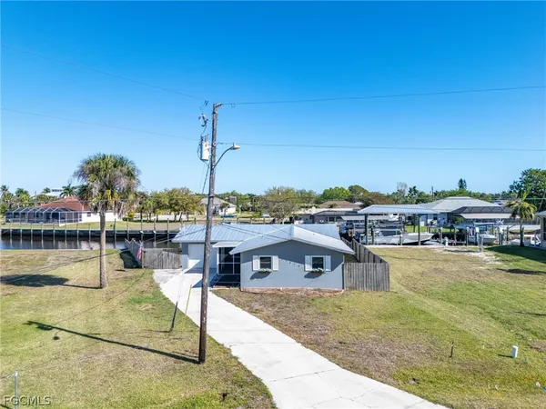 $435,000 | 13470 Caribbean Boulevard, Fort Myers, FL 33905