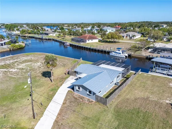 $435,000 | 13470 Caribbean Boulevard, Fort Myers, FL 33905