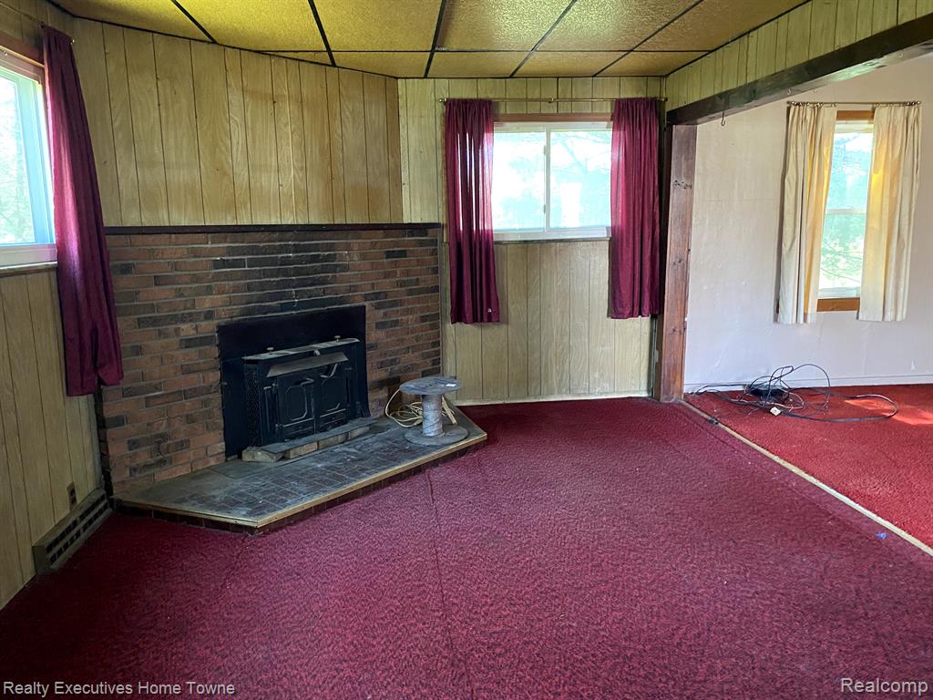 3037 Beach Road Port Huron, MI 48060 - Photo 11 of 30