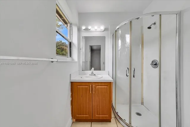 a view of a yard with plants