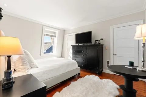 $1,295,000 | 9 Cook Street, Unit 2, Boston, MA 02129