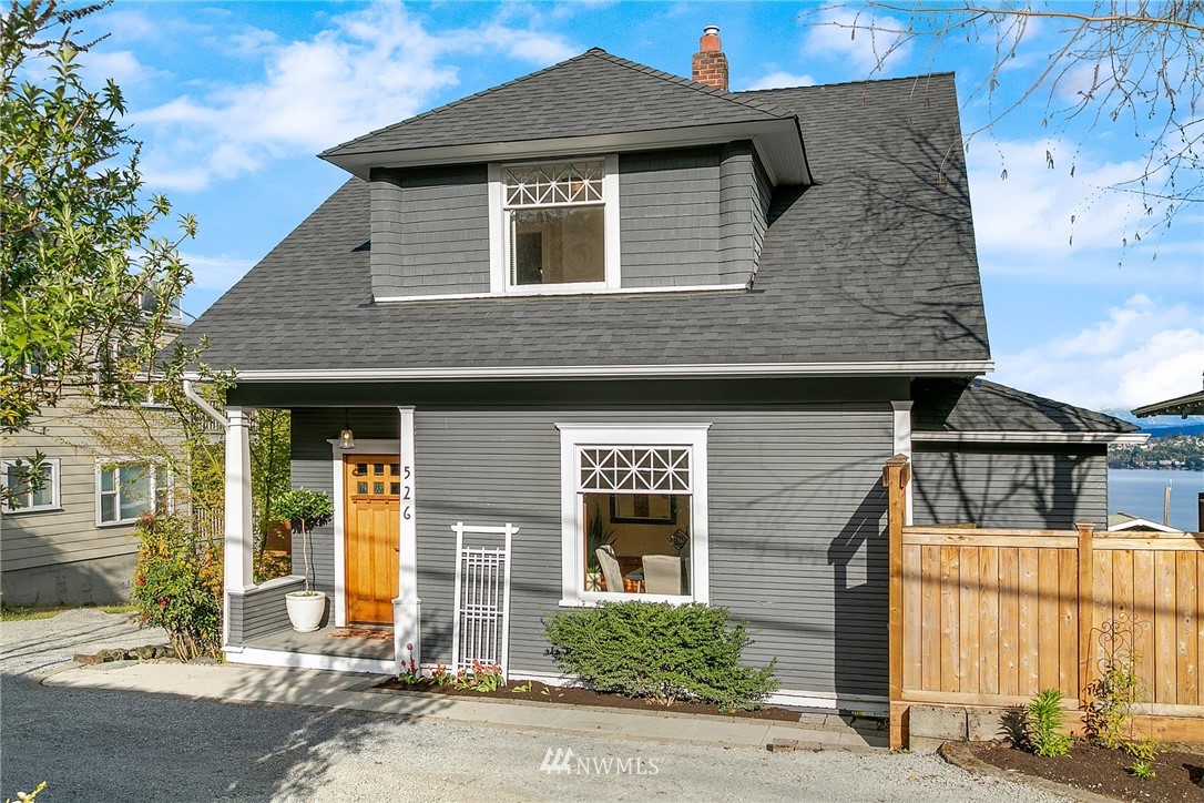 526 31st Avenue South Seattle, WA 98144 - Photo 3 of 36