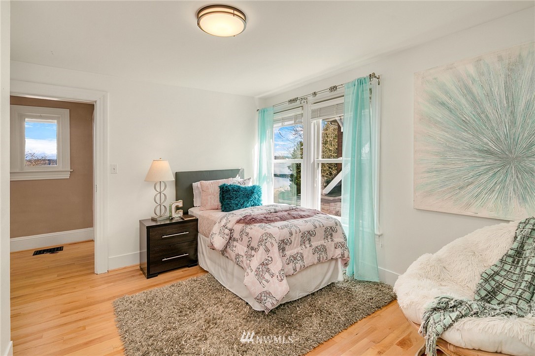 526 31st Avenue South Seattle, WA 98144 - Photo 24 of 36