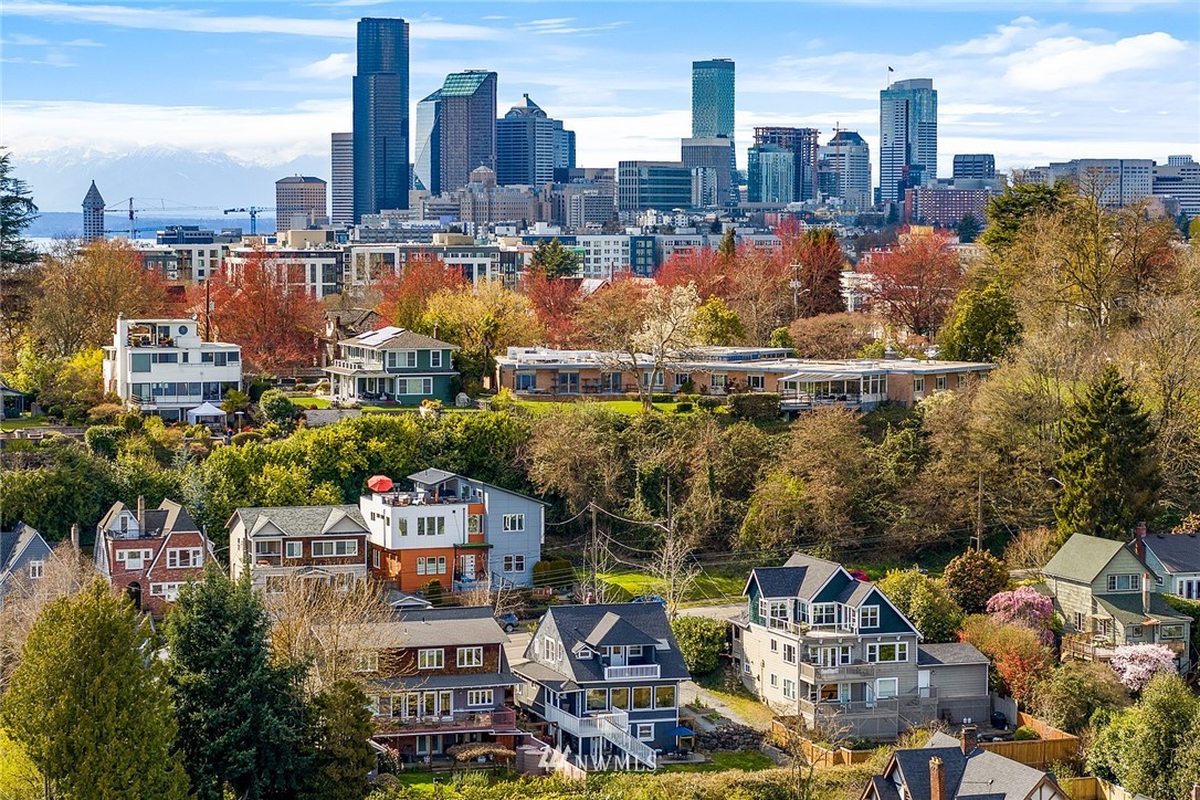 526 31st Avenue South Seattle, WA 98144 - Photo 35 of 36