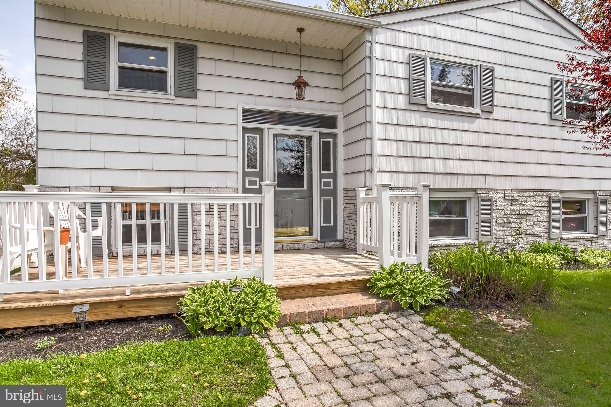 4223 Haycoke Road Baltimore, MD 21236 - Photo 3 of 43