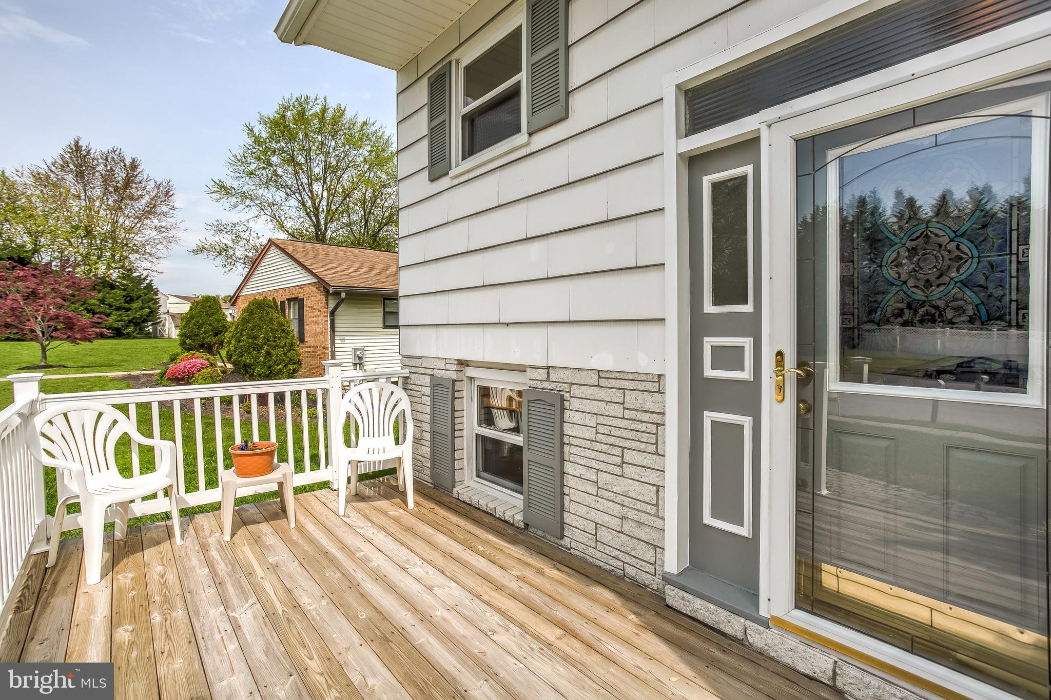 4223 Haycoke Road Baltimore, MD 21236 - Photo 4 of 43