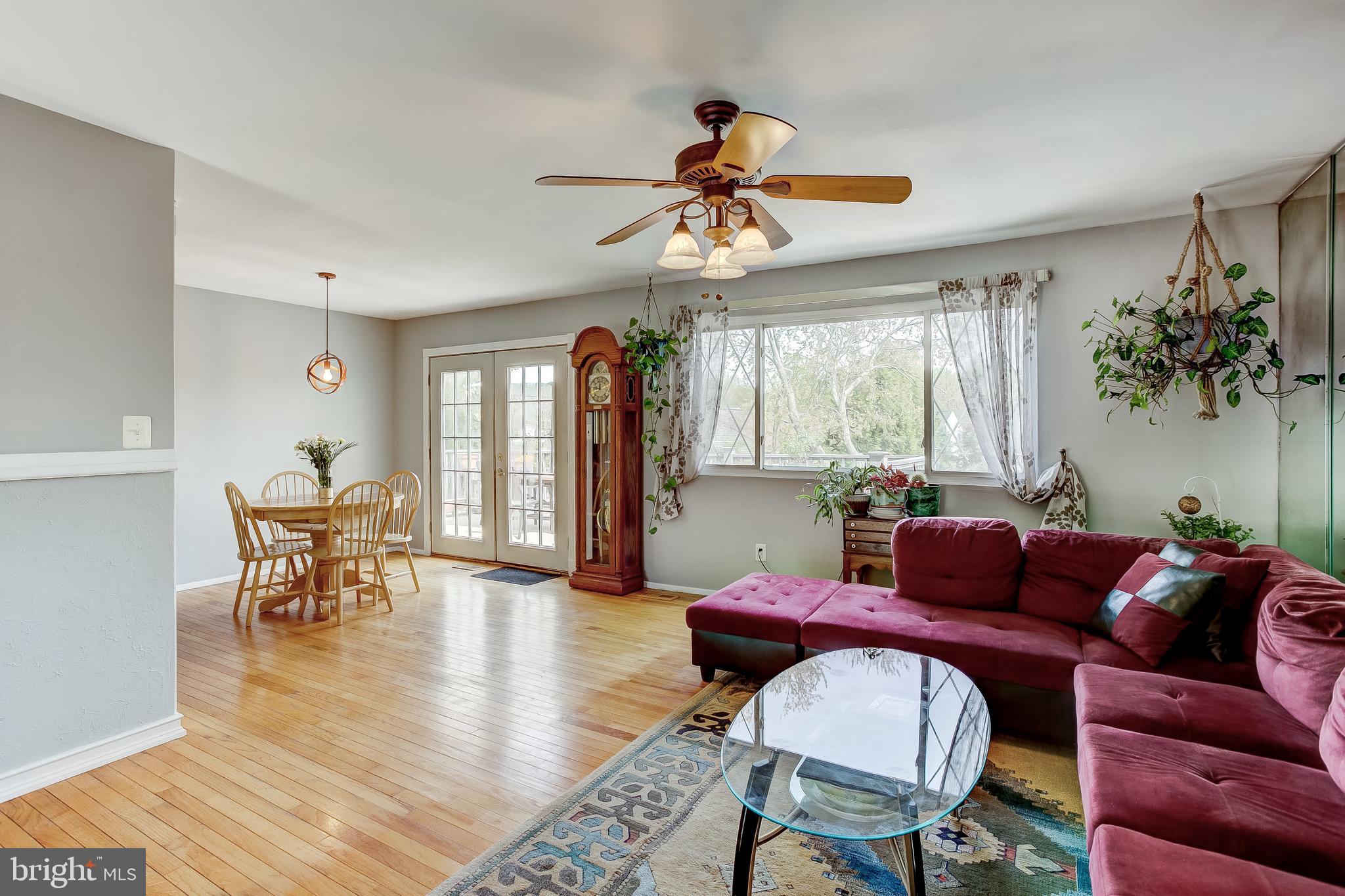 4223 Haycoke Road Baltimore, MD 21236 - Photo 10 of 43 Spacious main floor layout.