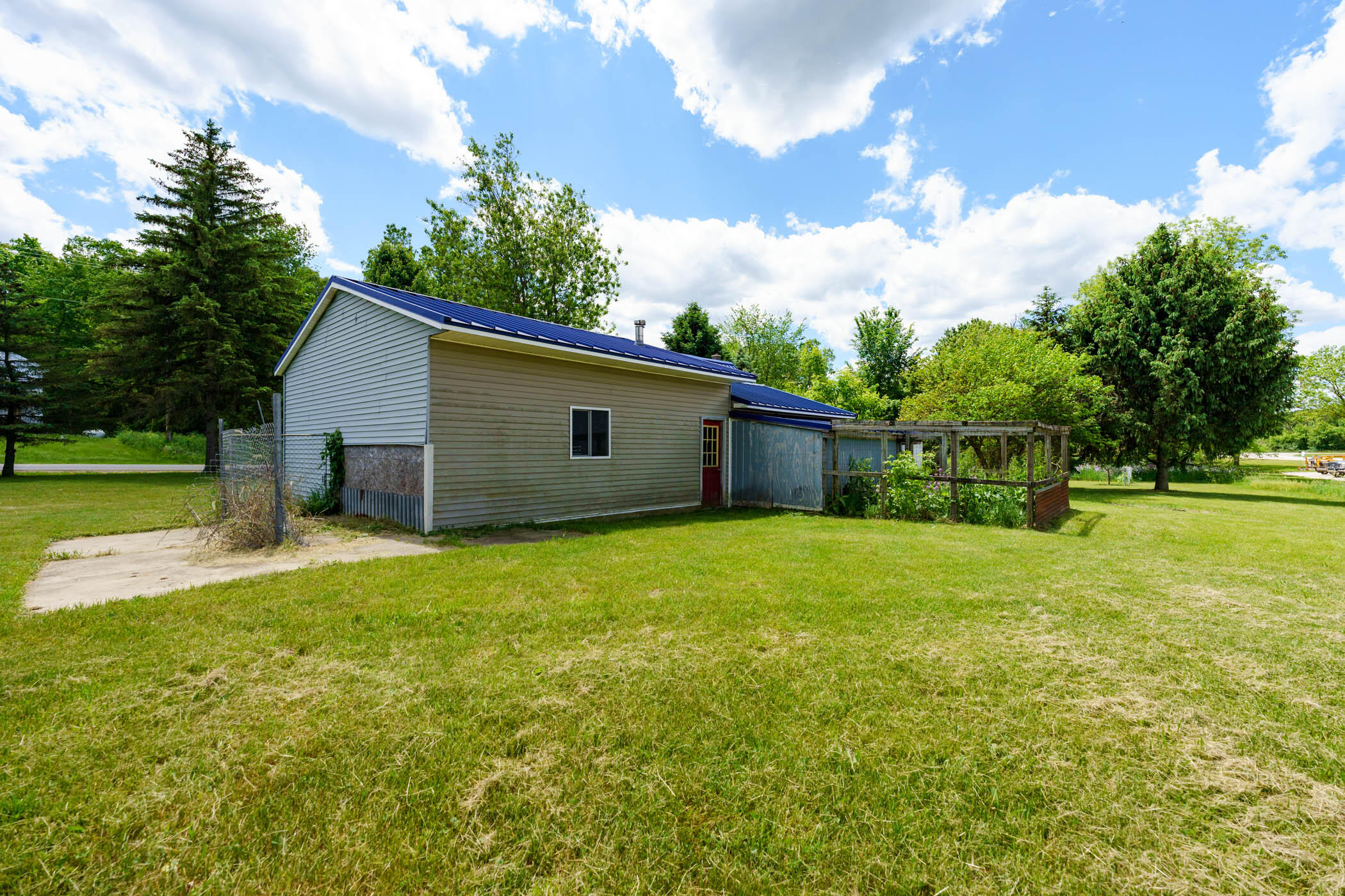 8081 Tasker Road Bellevue, MI 49021 - Photo 20 of 25 Tasker_Rd_8081_Bellevue_49021-29