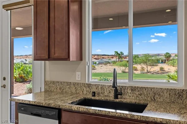 $429,900 | 1355 Huntington Heights, Mesquite, NV 89027