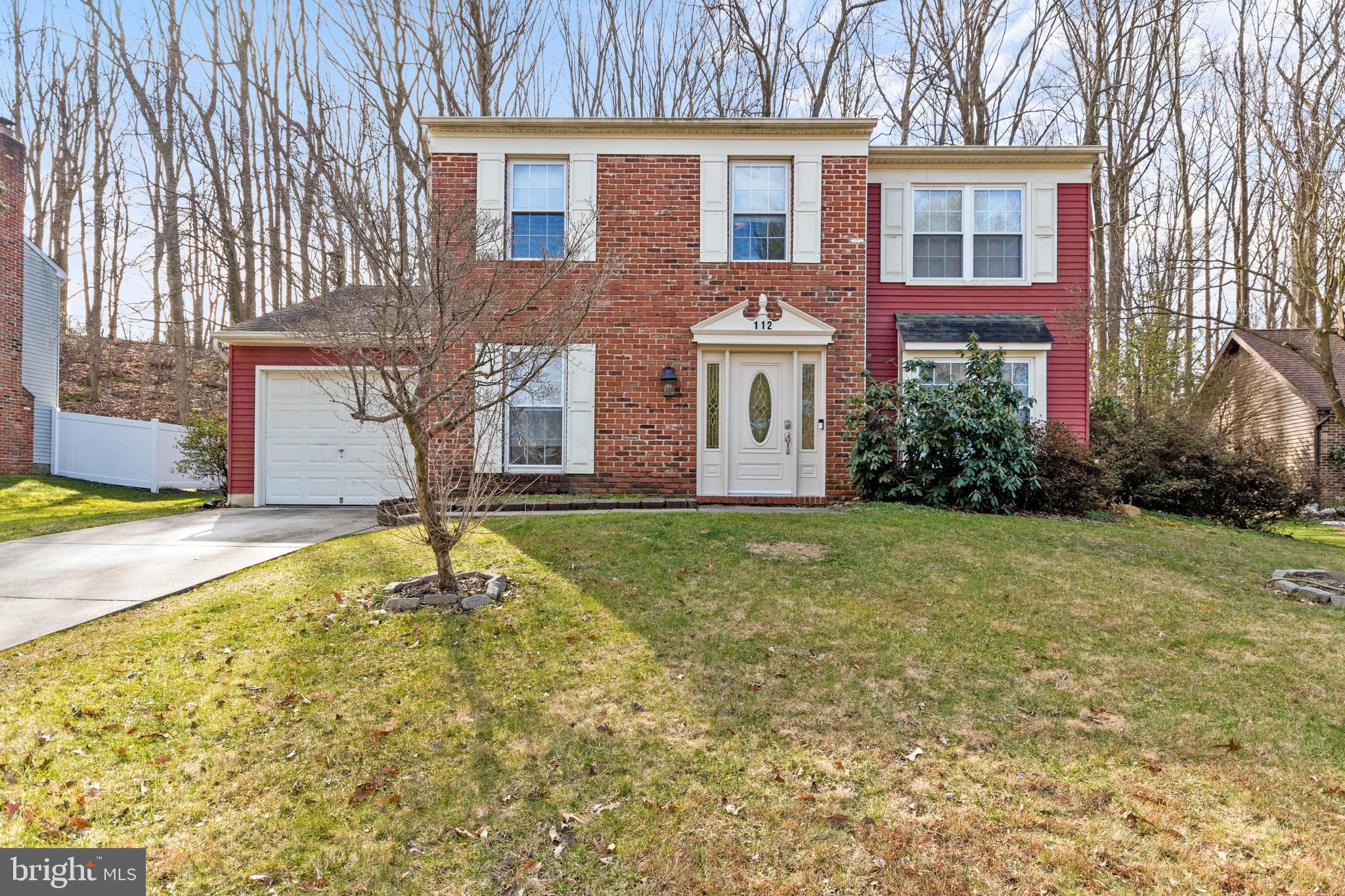 112 Goodwin Parkway Sewell, NJ 08080 - Photo 2 of 26