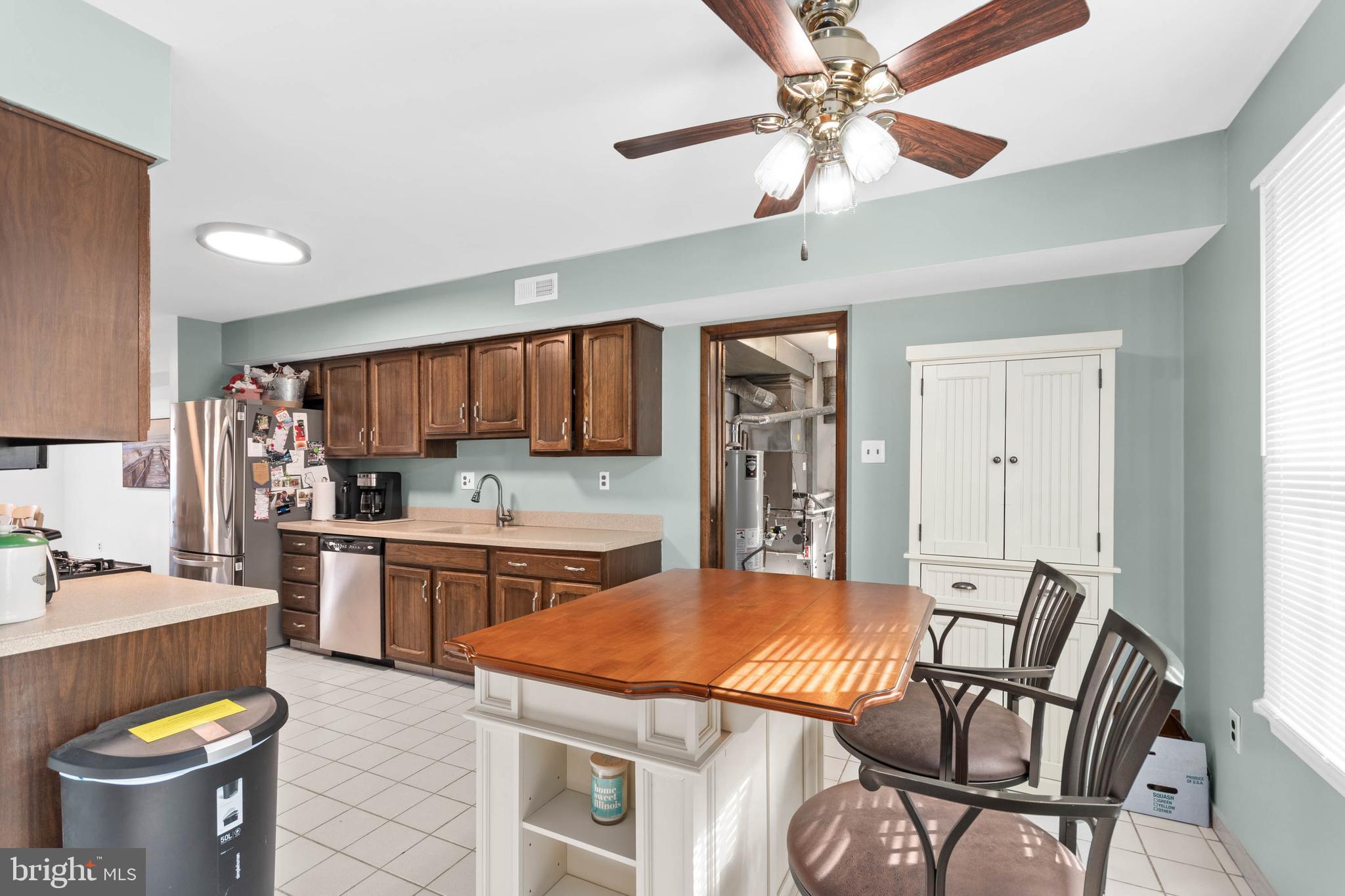 112 Goodwin Parkway Sewell, NJ 08080 - Photo 9 of 26