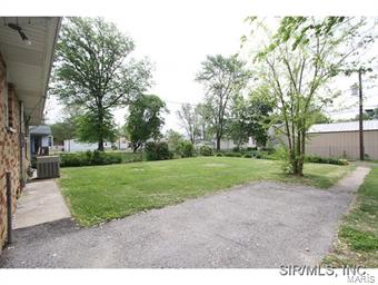 125 West 1st Street Roxana, IL 62084 - Photo 2 of 7