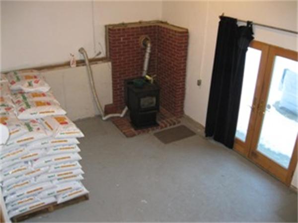 12 Palmer Road Plympton, MA 02367 - Photo 5 of 9 Gallery Image 5